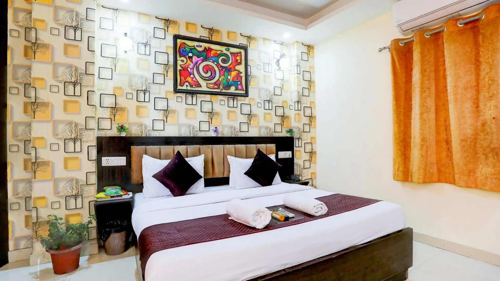 Hotel Luxury Global New Delhi India