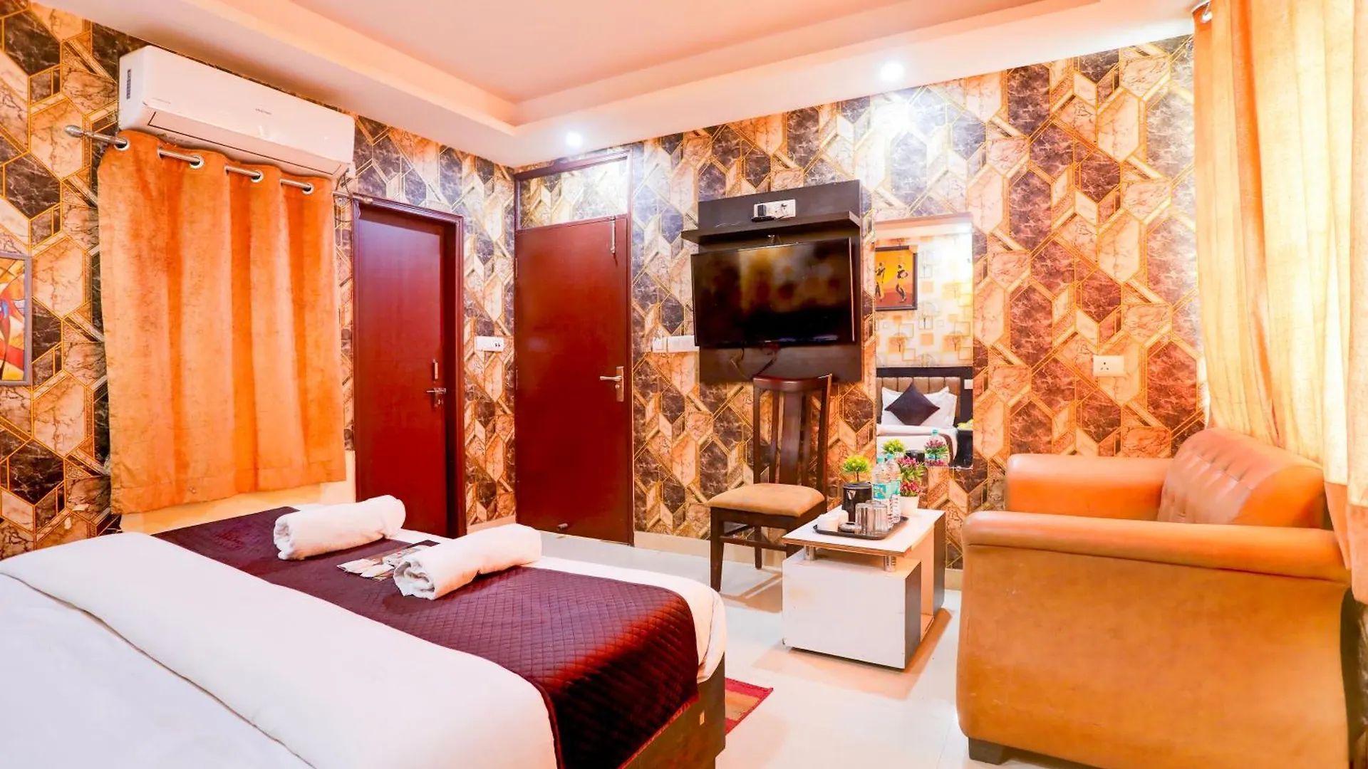 Hotel Luxury Global New Delhi