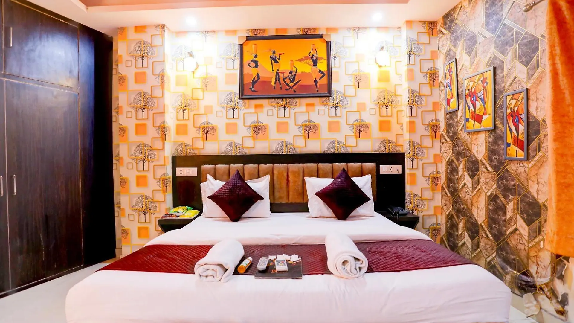 Hotel Luxury Global New Delhi